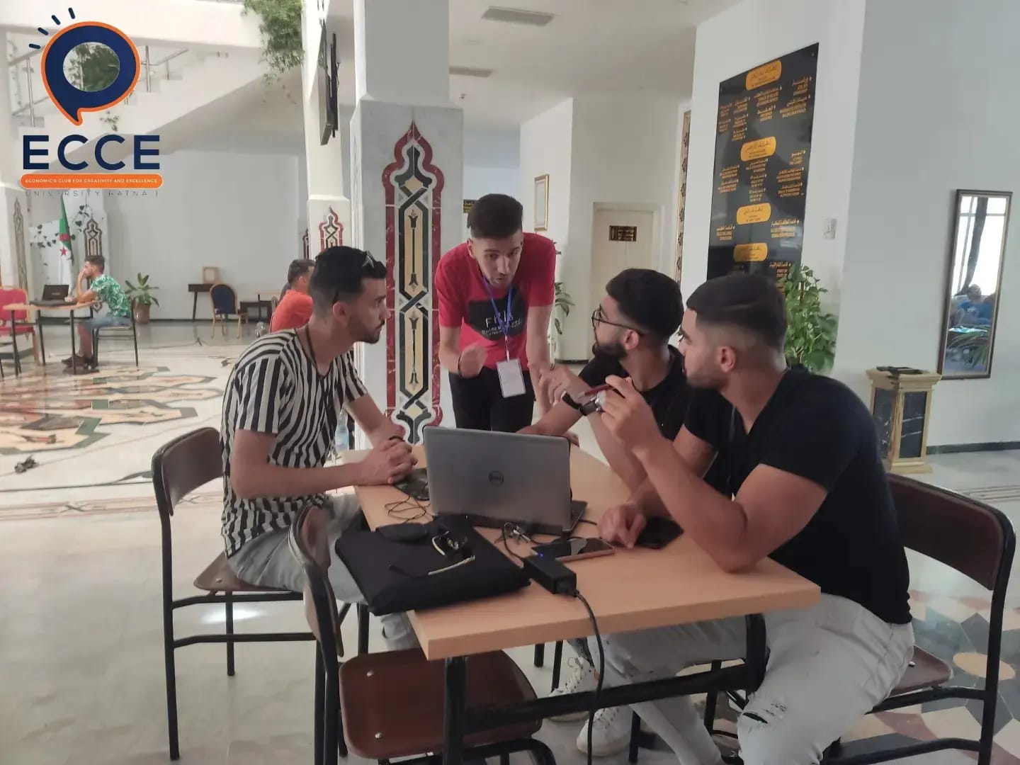 295989887_1055415688434136_5531913247618517185_n